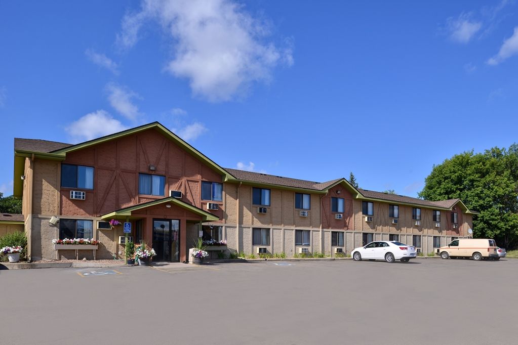 Americas Best Value Inn & Suites Detroit Lakes Exteriör bild